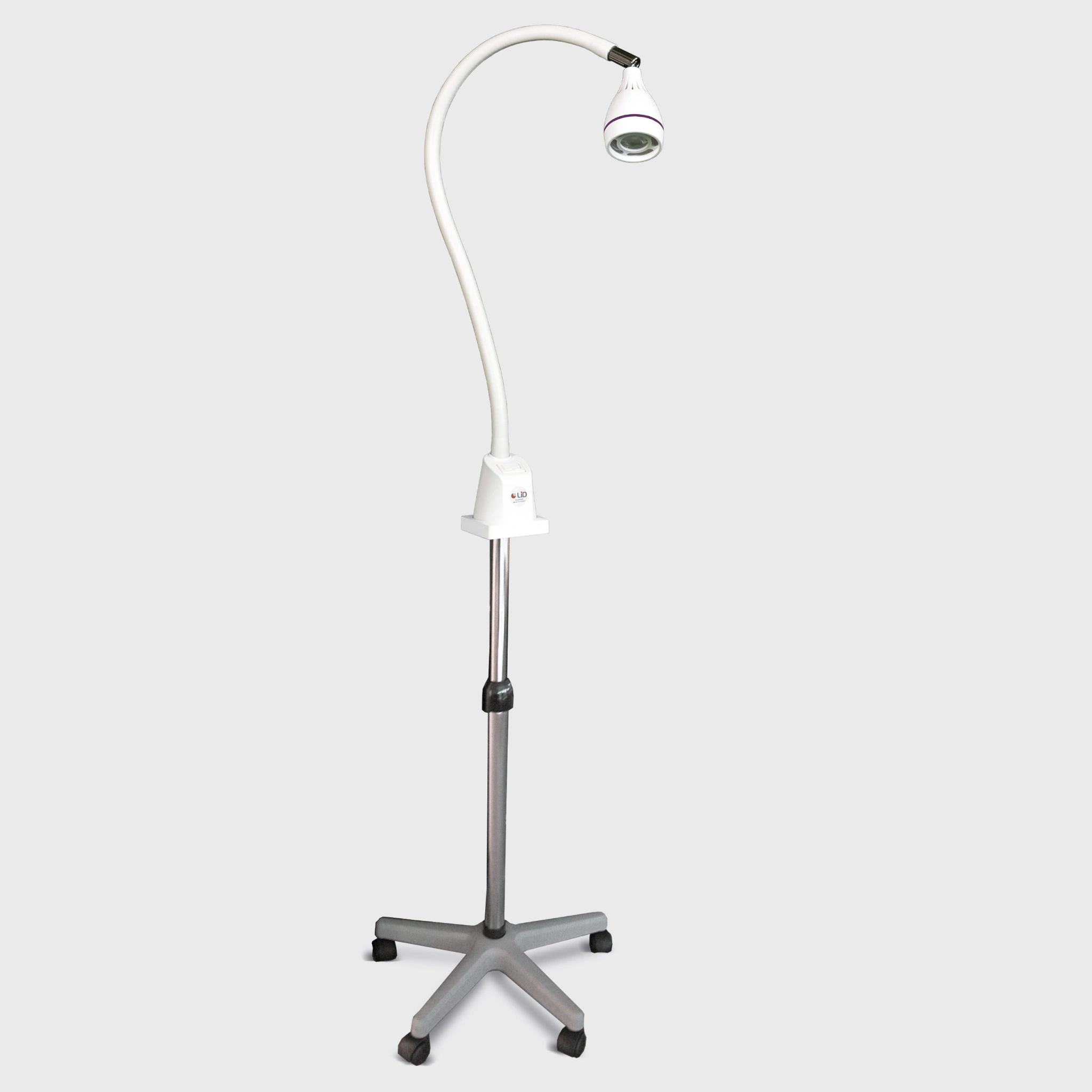 1380 &ndash; LAMPADA LED GYNO 10&deg; con stativo